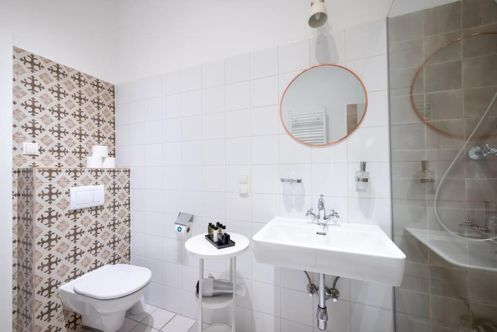 Sleek 1Br Flat Near Center By Hm Lejlighed Wien Eksteriør billede