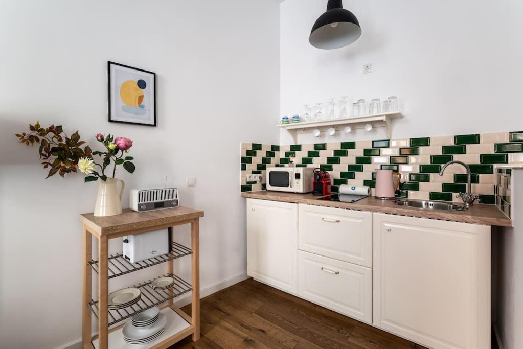 Sleek 1Br Flat Near Center By Hm Lejlighed Wien Eksteriør billede
