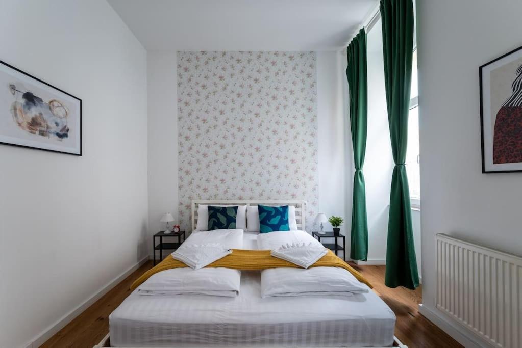 Sleek 1Br Flat Near Center By Hm Lejlighed Wien Eksteriør billede